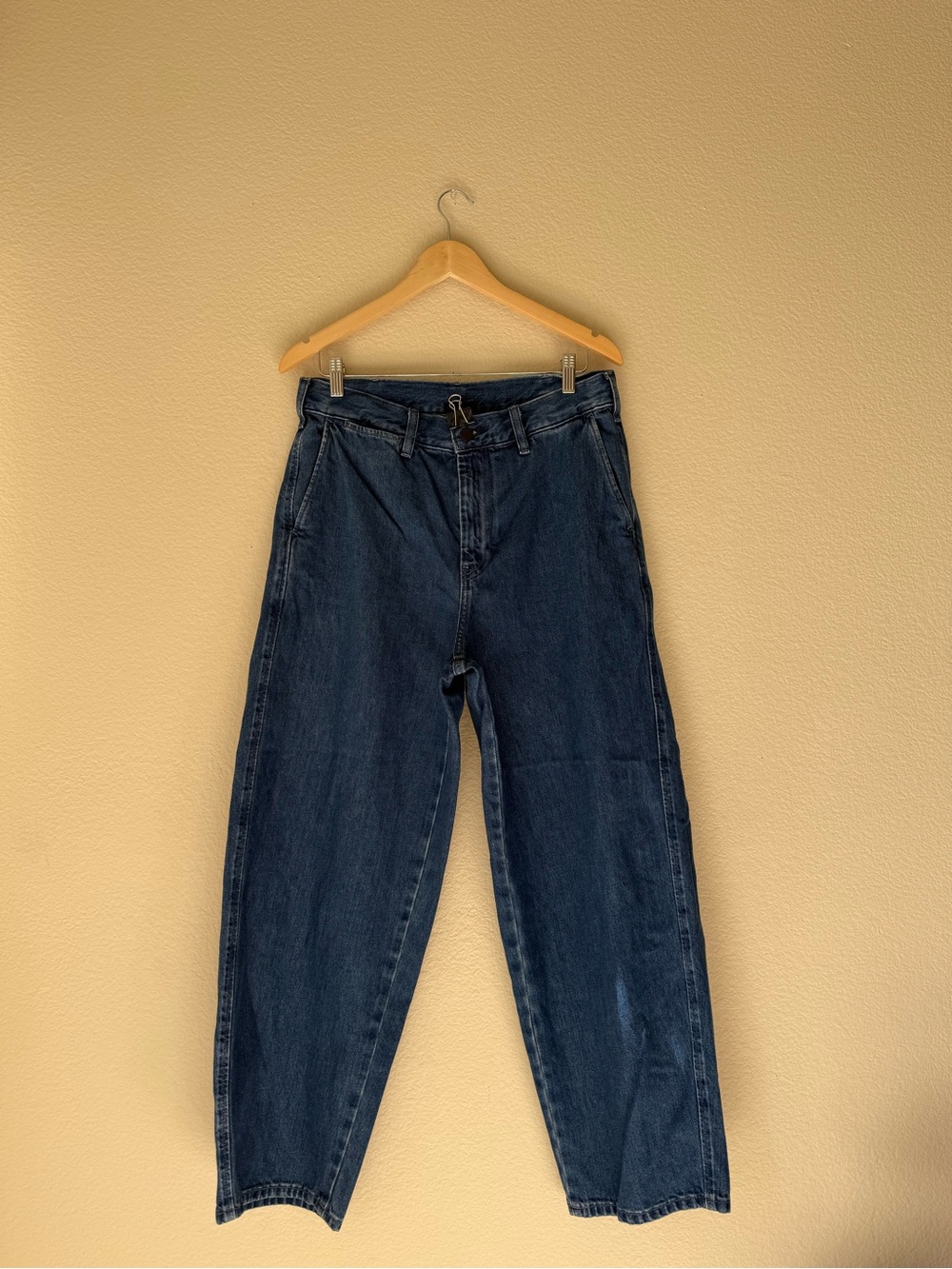 Uniqlo Indigo Relaxed Straight-Leg Jeans